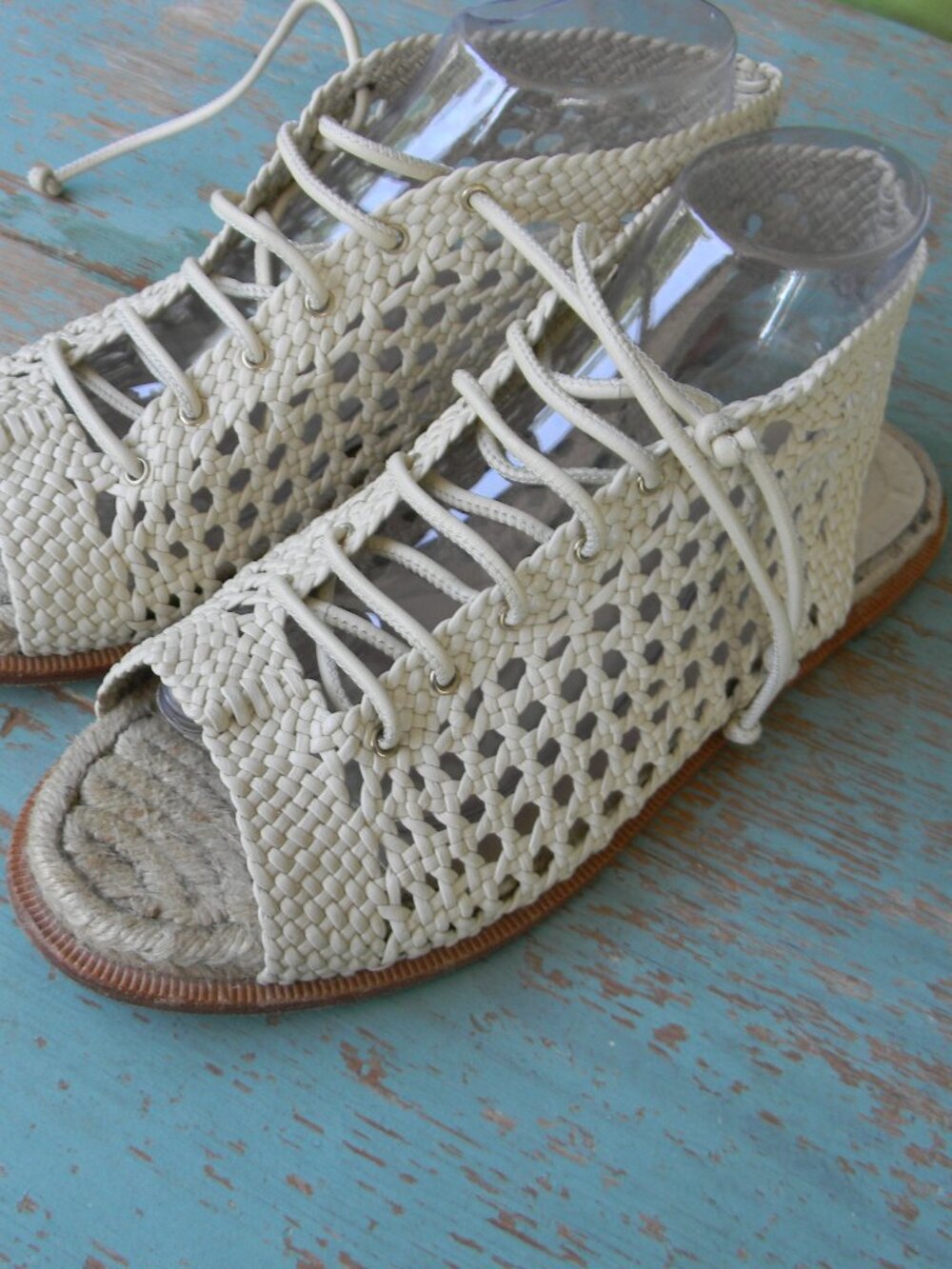 PALOMA BARCELO IVORY WOVEN LEATHER ESPADRILLE TIE ANKLE STRAP ESPADRILLE SANDALS